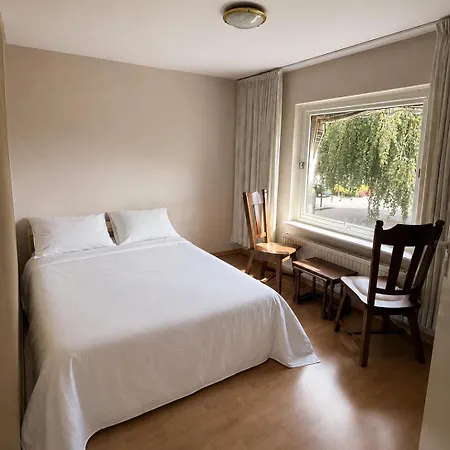 Апартаменты Entire Villa, Free Parking *