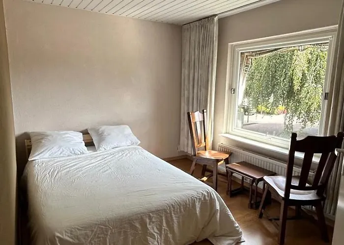 Entire Villa, Free Breakfast, Free Parking Appartamento