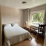 Entire Villa, Free Breakfast, Free Parking Apartamento